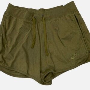 Nike Women's Sportswear Club Fleece